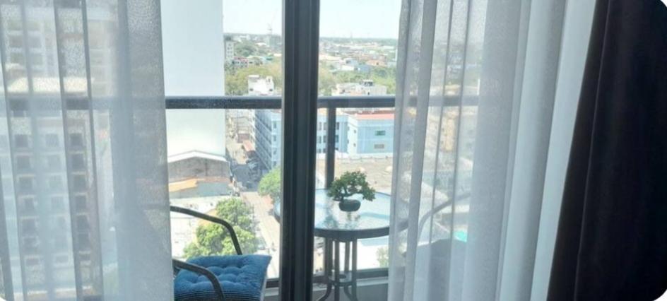 One Euphoria Prime Suite Hotel Angeles Buitenkant foto