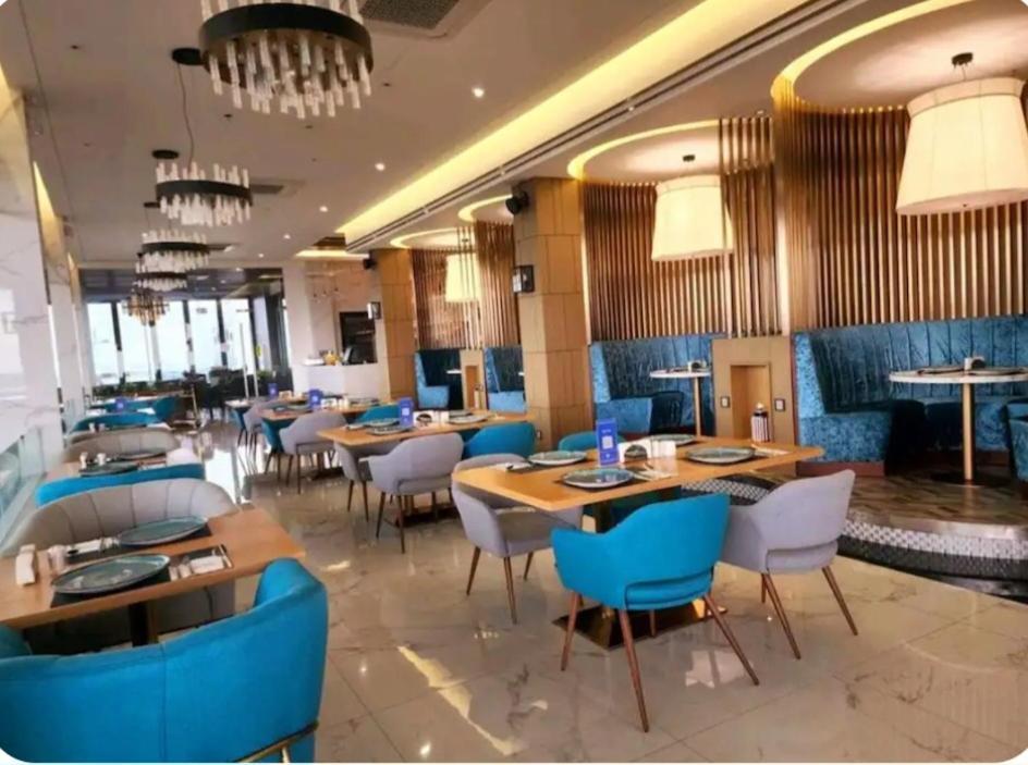 One Euphoria Prime Suite Hotel Angeles Buitenkant foto