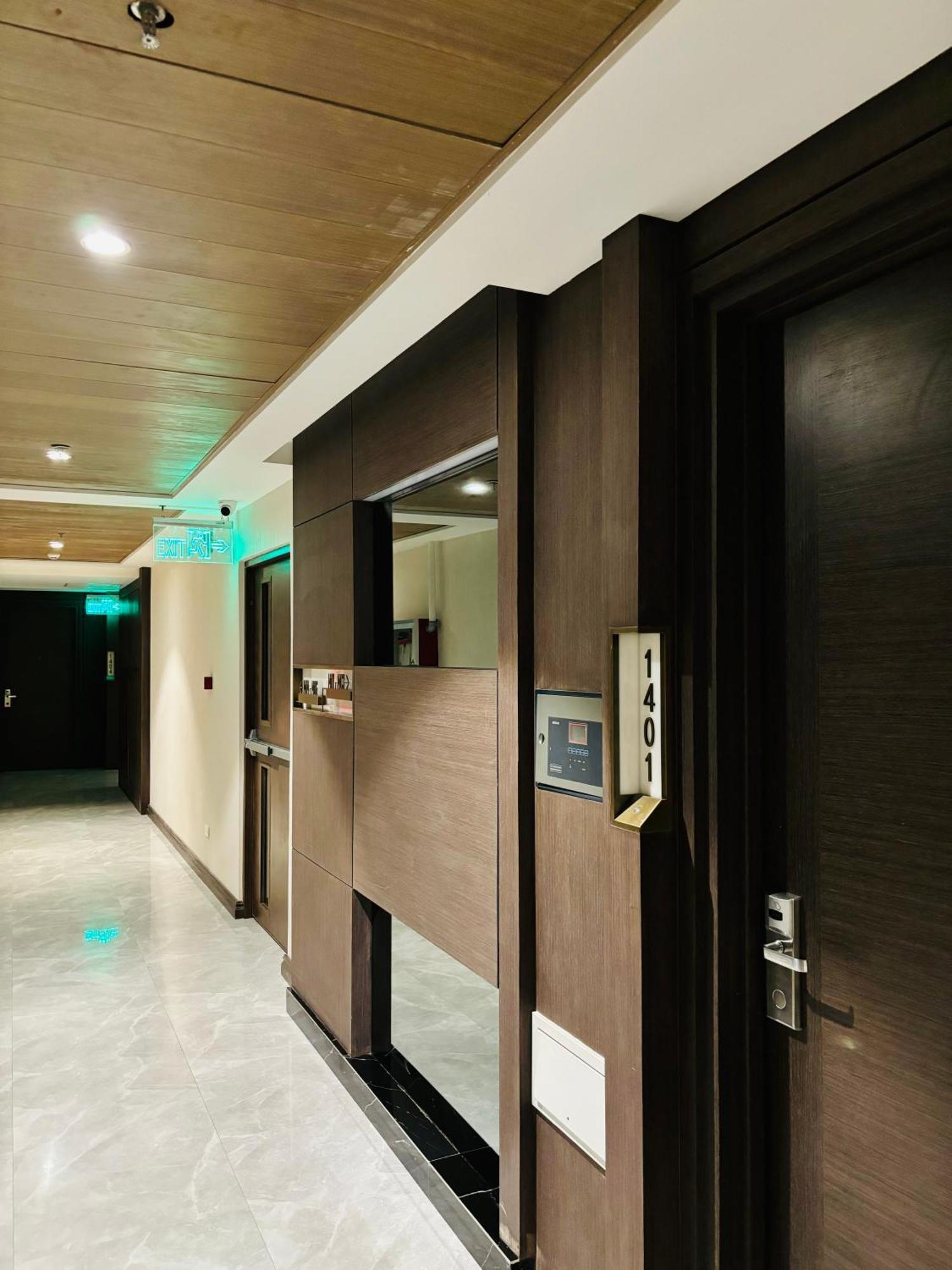 One Euphoria Prime Suite Hotel Angeles Buitenkant foto