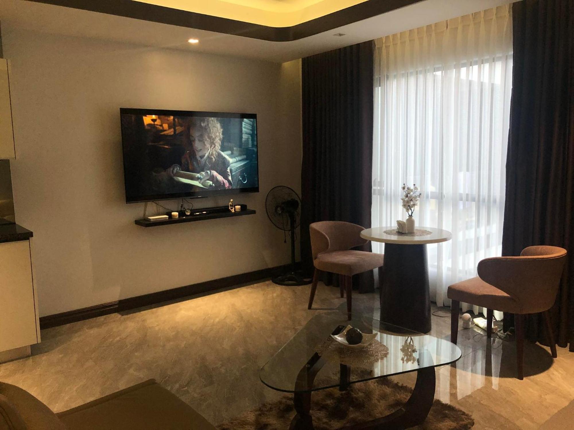 One Euphoria Prime Suite Hotel Angeles Buitenkant foto